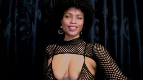 Sweet Goddess online show from 12-05-25, 02:47