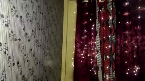 just call me QUEEN and ill be there online show from 02-07-25, 05:51