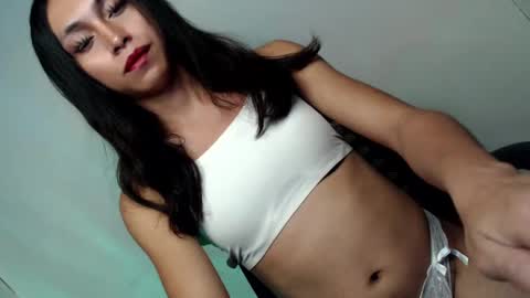 just call me QUEEN and ill be there online show from 03-11-25, 05:35