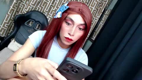 just call me QUEEN and ill be there online show from 11-25-25, 05:46