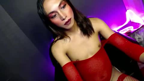 Snapshot of queenfoxylady chatting on 02-27-26, 04:07 just call me QUEEN and ill be there online show from 02-27-26, 04:07