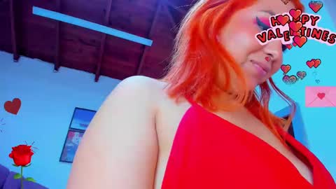 Snapshot of queengrett chatting on 02-14-25, 07:44 Queen online show from 02-14-25, 07:44