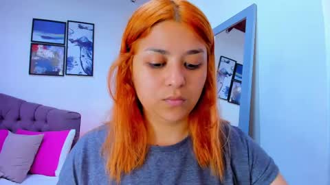 Snapshot of queengrett chatting on 02-23-25, 05:29 Queen online show from 02-23-25, 05:29