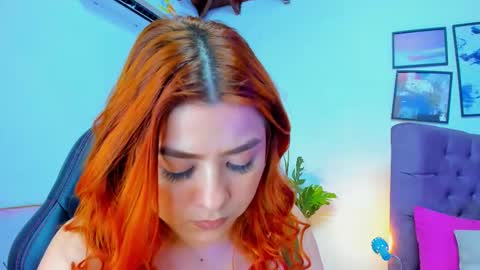 Snapshot of queengrett chatting on 12-03-25, 07:01 Queen online show from 12-03-25, 07:01