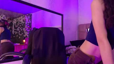 QUEENJEENN online show from 09-24-25, 06:06