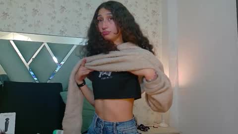 QUEENJEENN online show from 03-05-26, 06:31