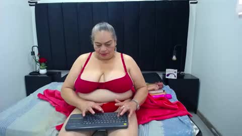VickyBoobss online show from 10-04-25, 01:31