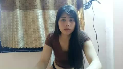 Snapshot of queennbbee chatting on 06-26-26, 03:22 queennbbee online show from 06-26-26, 03:22