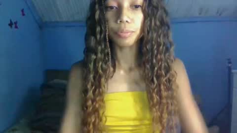 Snapshot of queennih chatting on 11-07-25, 07:25 queennih online show from 11-07-25, 07:25