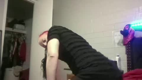 queenofmen33 online show from 07-23-26, 08:12
