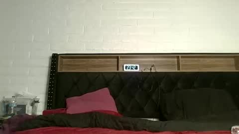queenofmen69 online show from 05-09-26, 06:40