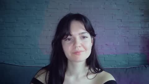 Snapshot of queenofmodels chatting on 11-14-25, 11:20 QueenOfModels online show from 11-14-25, 11:20