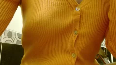 queenoftenderness online show from 03-09-26, 08:02