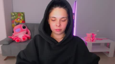 Patricia online show from 10-13-25, 03:23