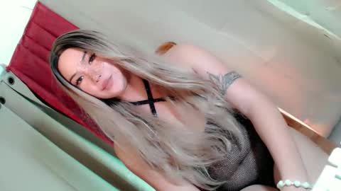 Snapshot of queenofthesouth1 chatting on 03-08-26, 03:54 QUEEN online show from 03-08-26, 03:54