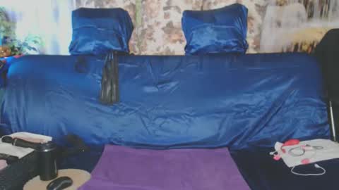 QueenPammy online show from 10-25-25, 06:43