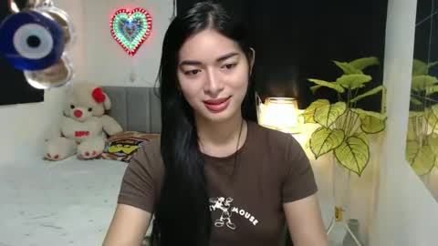 QueenPinay69 online show from 11-16-25, 04:23