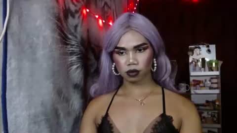 queenpinayebony_xx online show from 04-09-26, 03:50