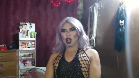 queenpinayebony_xx online show from 04-10-26, 11:04