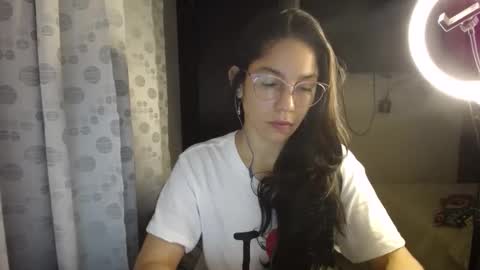 Paola online show from 01-21-25, 03:59