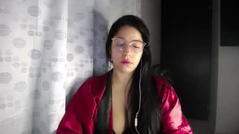 Paola online show from 04-13-26, 03:34
