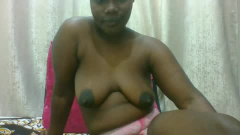 Snapshot of queenvivy chatting on 08-03-26, 06:56 VIVIAN online show from 08-03-26, 06:56