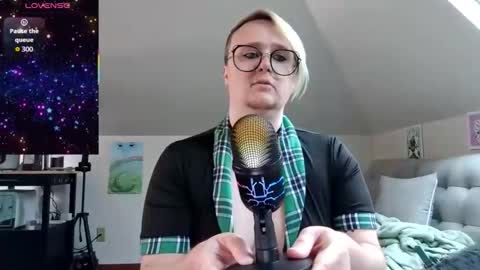 queerlyjaz online show from 05-02-26, 06:13