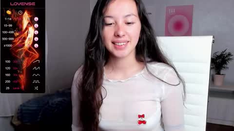 Snapshot of queitsharm_ chatting on 10-04-25, 05:49 Anna online show from 10-04-25, 05:49