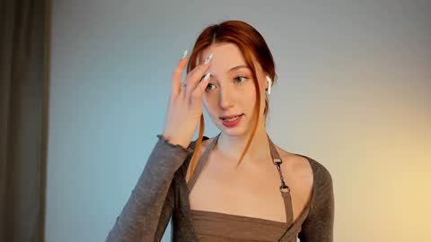 Fiona online show from 01-08-25, 04:02