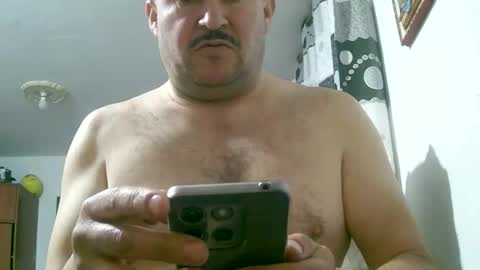 Snapshot of querubinrebelde chatting on 10-26-25, 12:38 Don Ramon online show from 10-26-25, 12:38