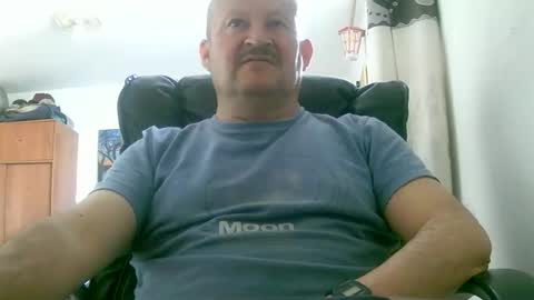 Snapshot of querubinrebelde chatting on 02-04-26, 10:26 Don Ramon online show from 02-04-26, 10:26