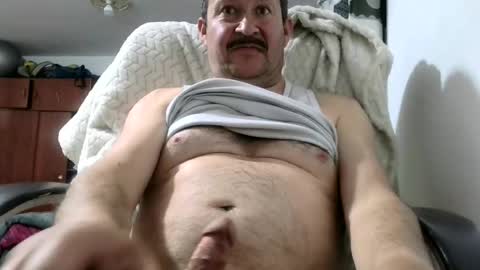 Snapshot of querubinrebelde chatting on 06-20-26, 01:09 Don Ramon online show from 06-20-26, 01:09