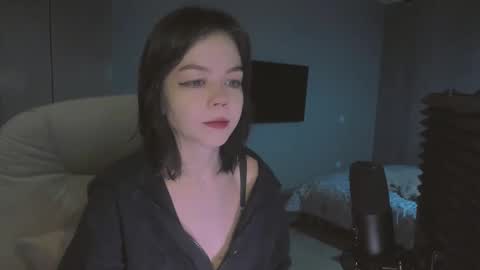 quietluxury online show from 12-21-25, 10:44