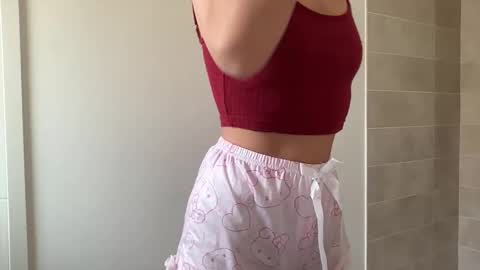 Quinnyelena online show from 01-31-25, 09:59