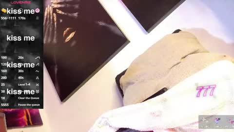 Snapshot of quuen_valery chatting on 07-27-26, 10:17 quuen_valery online show from 07-27-26, 10:17