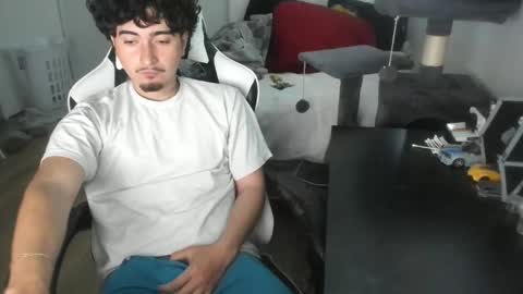 Snapshot of qwert4206 chatting on 03-15-26, 06:36 qwert4206 online show from 03-15-26, 06:36