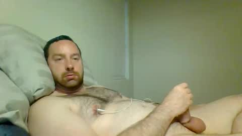 qwertyuiop1357900 online show from 04-13-26, 01:11