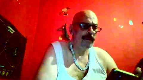 Snapshot of qwertyuiop22348015 chatting on 03-08-26, 04:22 qwertyuiop22348015 online show from 03-08-26, 04:22