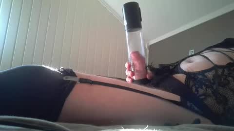 Snapshot of ra38nor chatting on 04-20-26, 07:22 ra38nor online show from 04-20-26, 07:22