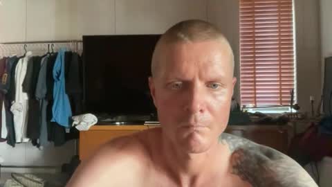 rabbit_eyes69 online show from 04-12-26, 08:19