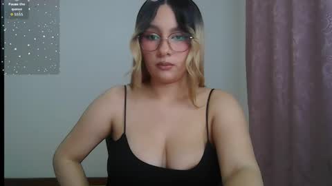 Snapshot of racchell_g22 chatting on 03-19-26, 04:27 Racchell g22 online show from 03-19-26, 04:27