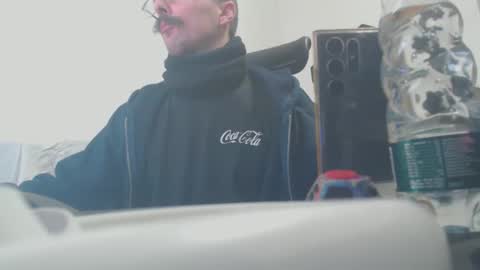 Snapshot of raccon68 chatting on 12-03-24, 01:21 Raccoon68 online show from 12-03-24, 01:21