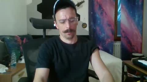 Snapshot of raccon68 chatting on 09-09-25, 03:11 Raccoon68 online show from 09-09-25, 03:11