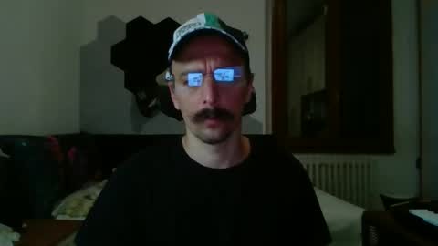 Snapshot of raccon68 chatting on 09-12-25, 07:30 Raccoon68 online show from 09-12-25, 07:30