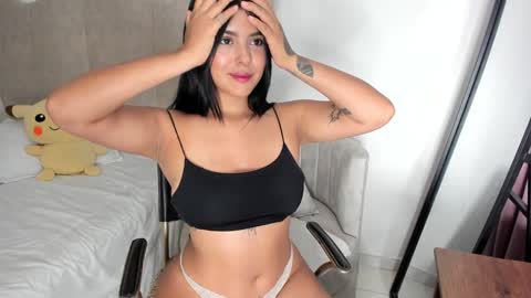 Snapshot of rachaeldeckard chatting on 12-02-24, 02:31 natalia - online show from 12-02-24, 02:31
