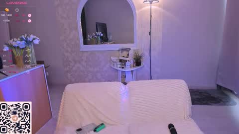 Snapshot of rachel___mur chatting on 03-08-26, 12:20 rachel___mur online show from 03-08-26, 12:20