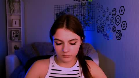 rachel_bloom__ online show from 12-01-25, 02:33