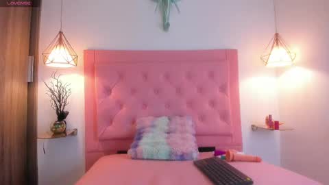 Snapshot of rachel_rivera99 chatting on 02-18-25, 02:38 rachel_rivera99 online show from 02-18-25, 02:38