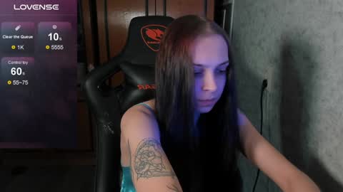Snapshot of rachel_sharp chatting on 12-19-24, 10:45 Make me cum online show from 12-19-24, 10:45