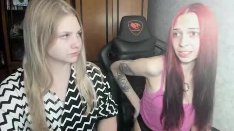 Snapshot of rachel_sharp chatting on 09-12-25, 04:34 Make me cum online show from 09-12-25, 04:34
